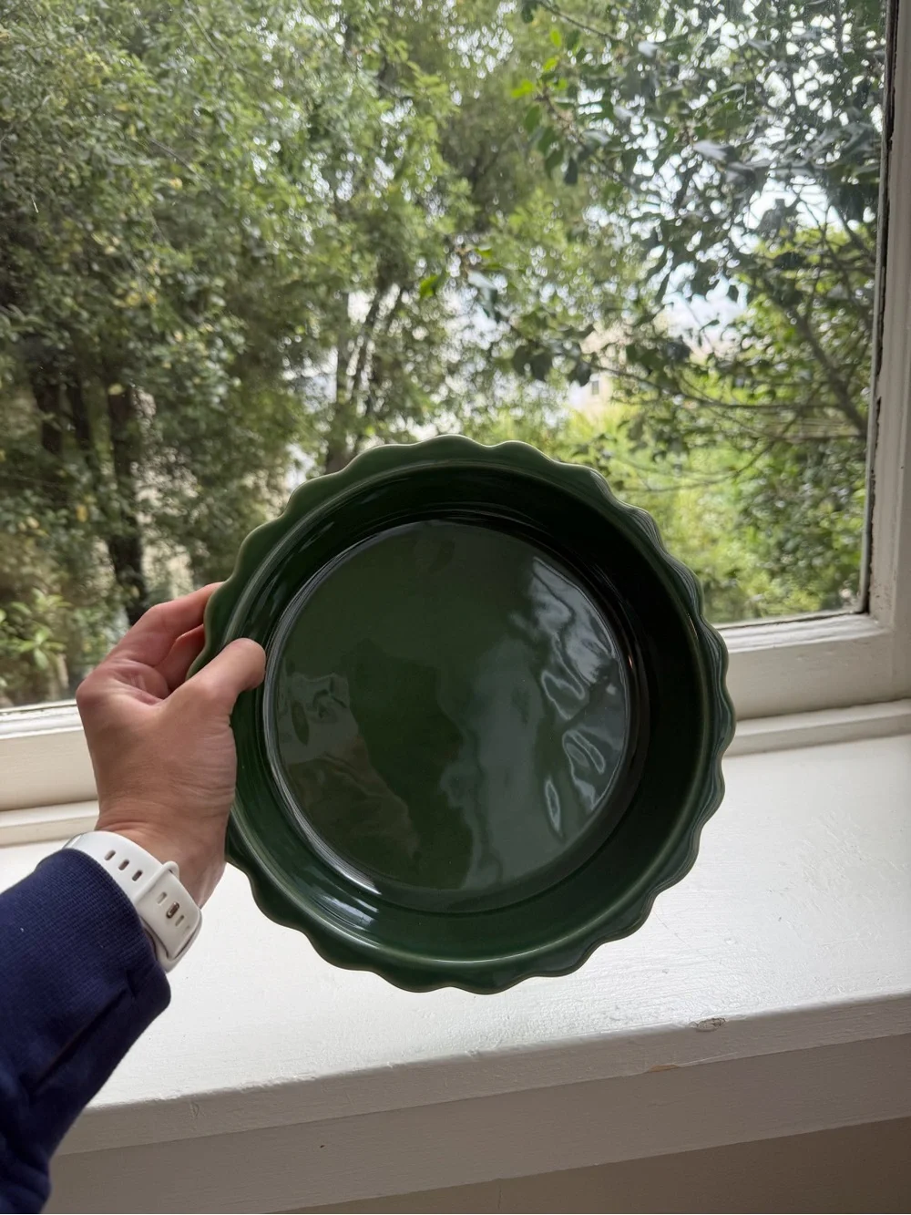Williams Sonoma Emile Henry French Ceramic ruffled pie pan
